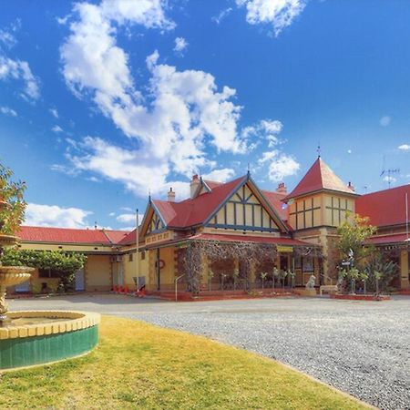 The Lodge Outback Motel Broken Hill Buitenkant foto