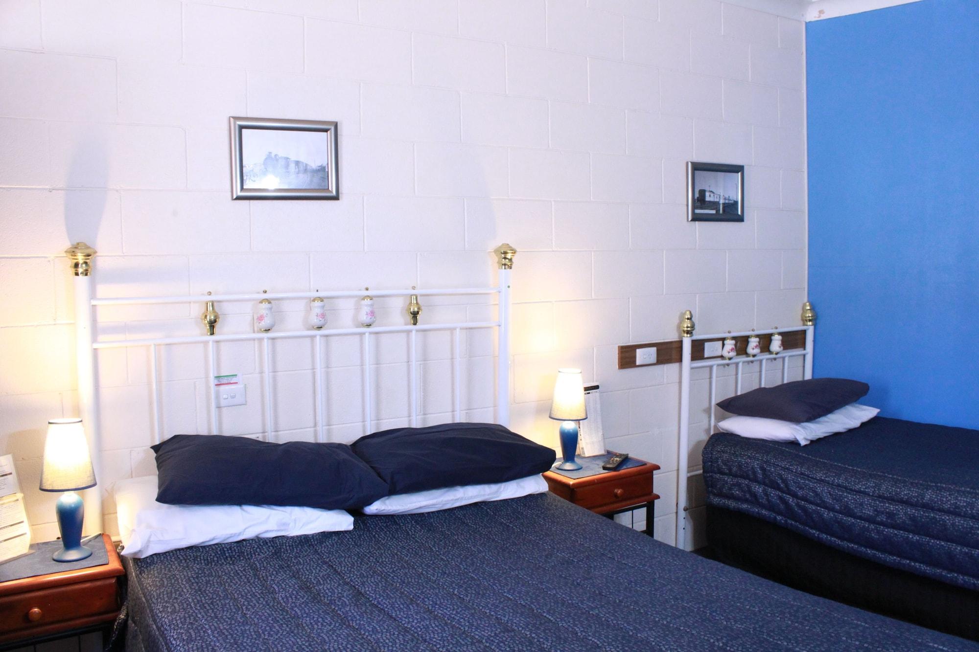 The Lodge Outback Motel Broken Hill Buitenkant foto