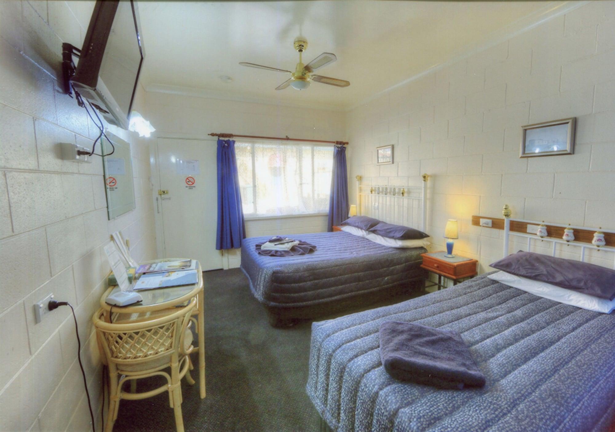 The Lodge Outback Motel Broken Hill Buitenkant foto