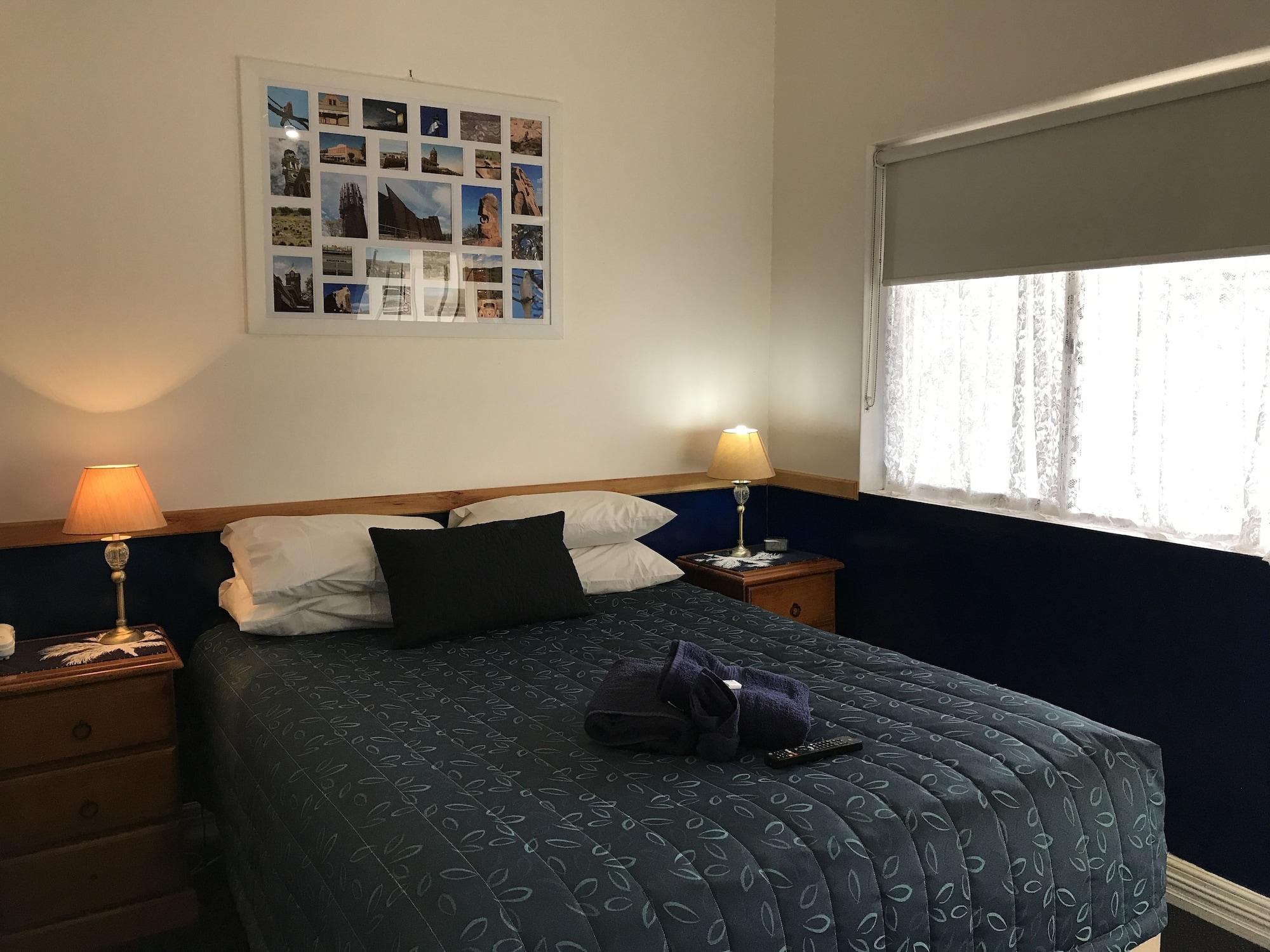 The Lodge Outback Motel Broken Hill Buitenkant foto