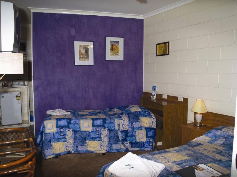 The Lodge Outback Motel Broken Hill Buitenkant foto