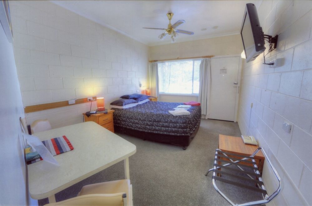 The Lodge Outback Motel Broken Hill Buitenkant foto