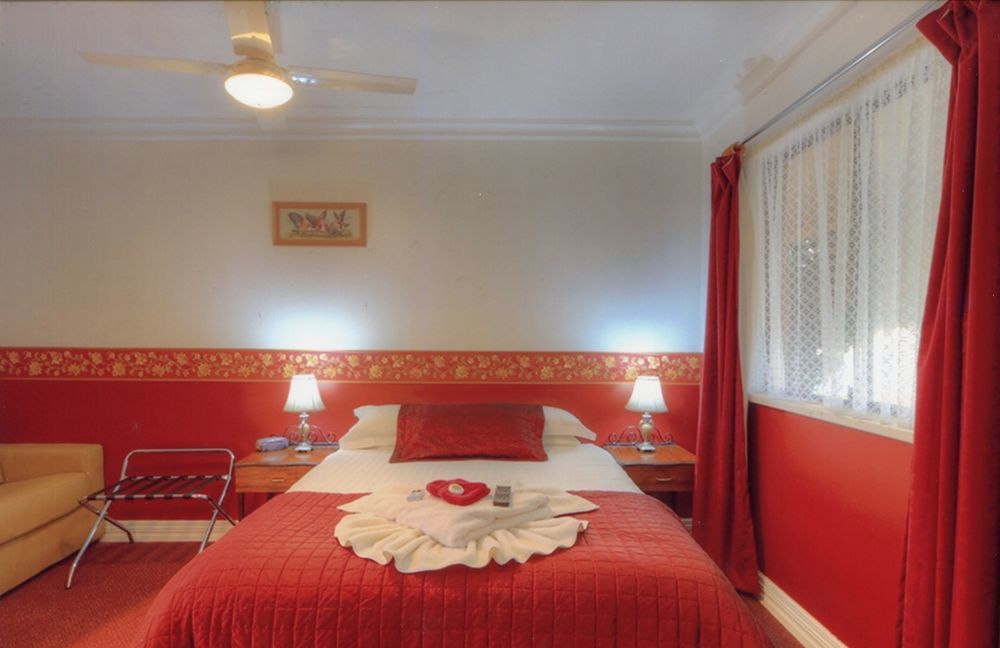 The Lodge Outback Motel Broken Hill Buitenkant foto